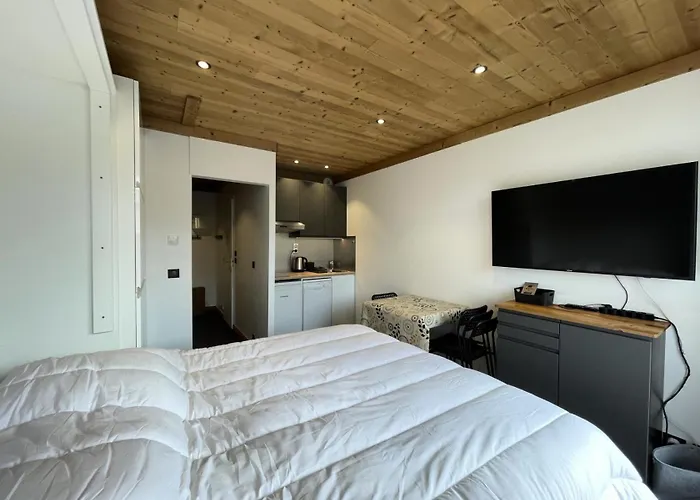 Dome De Polset - Location: Renove Et Ensoleille Avec Vue Sur Les Montagnes Mae-9125 *